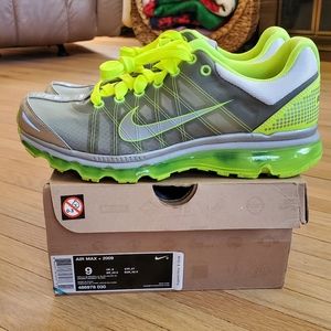 Men's Nike Air Max 2009 size 9